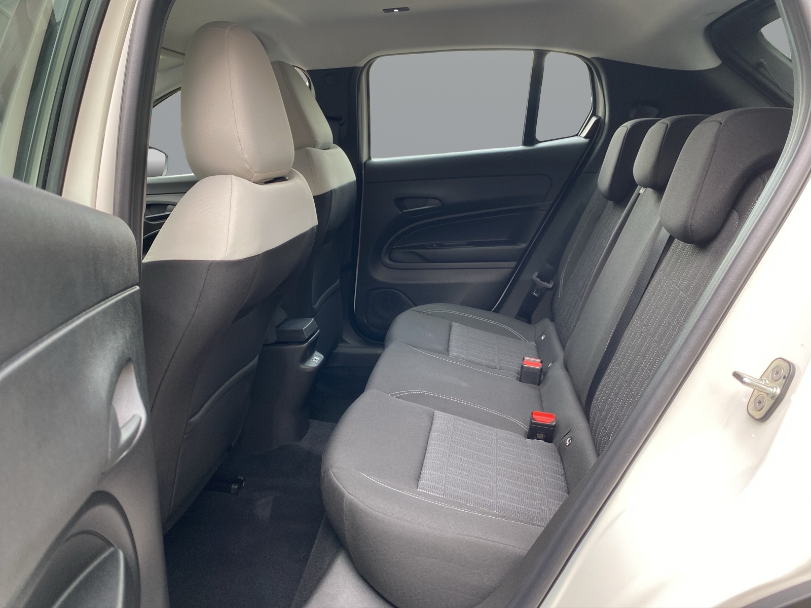 FIAT 600 1.2 Hybrid Icon Swi-image-13