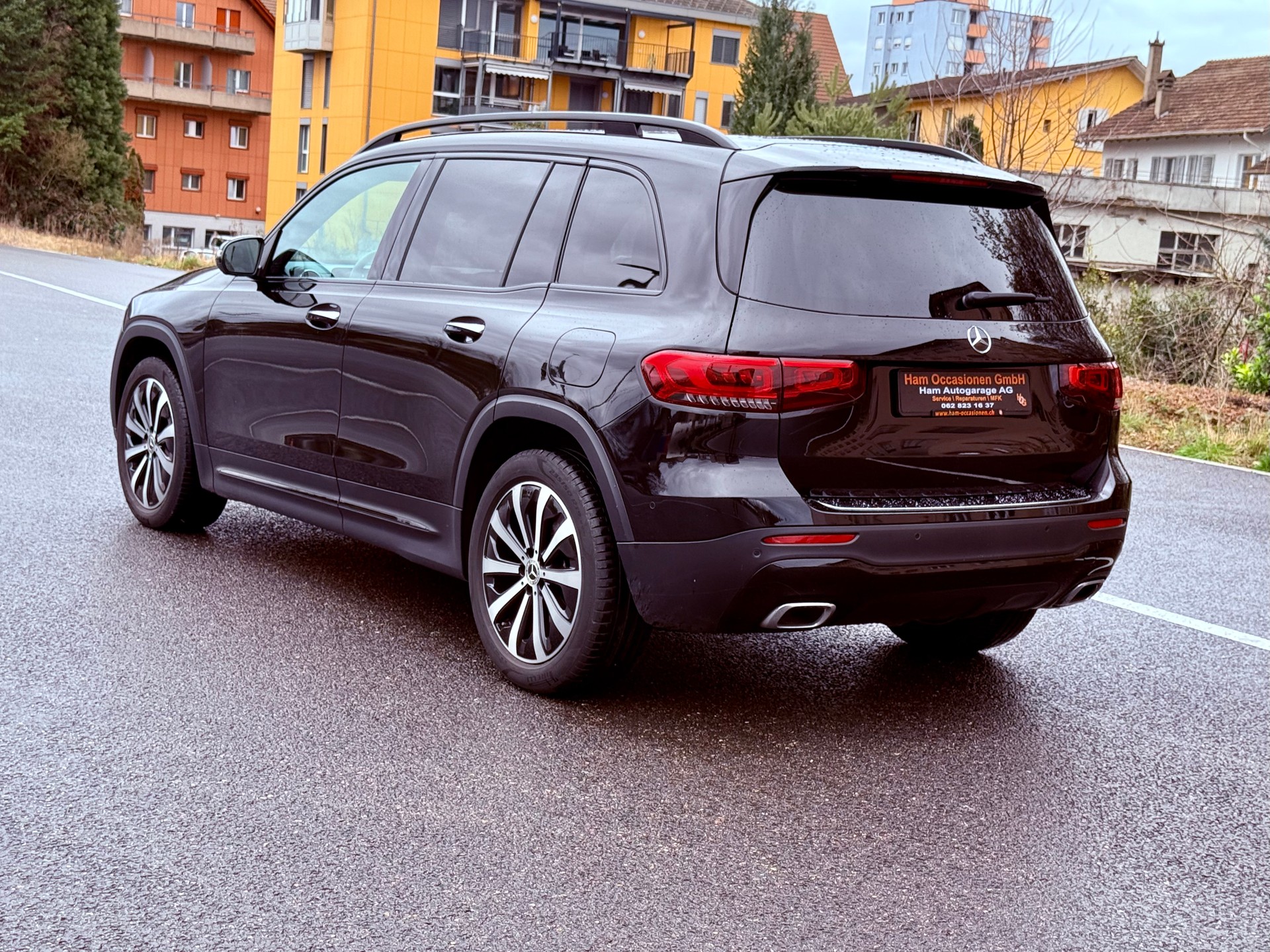 MERCEDES-BENZ GLB 250 Progressive 8G-Tronic-image-2