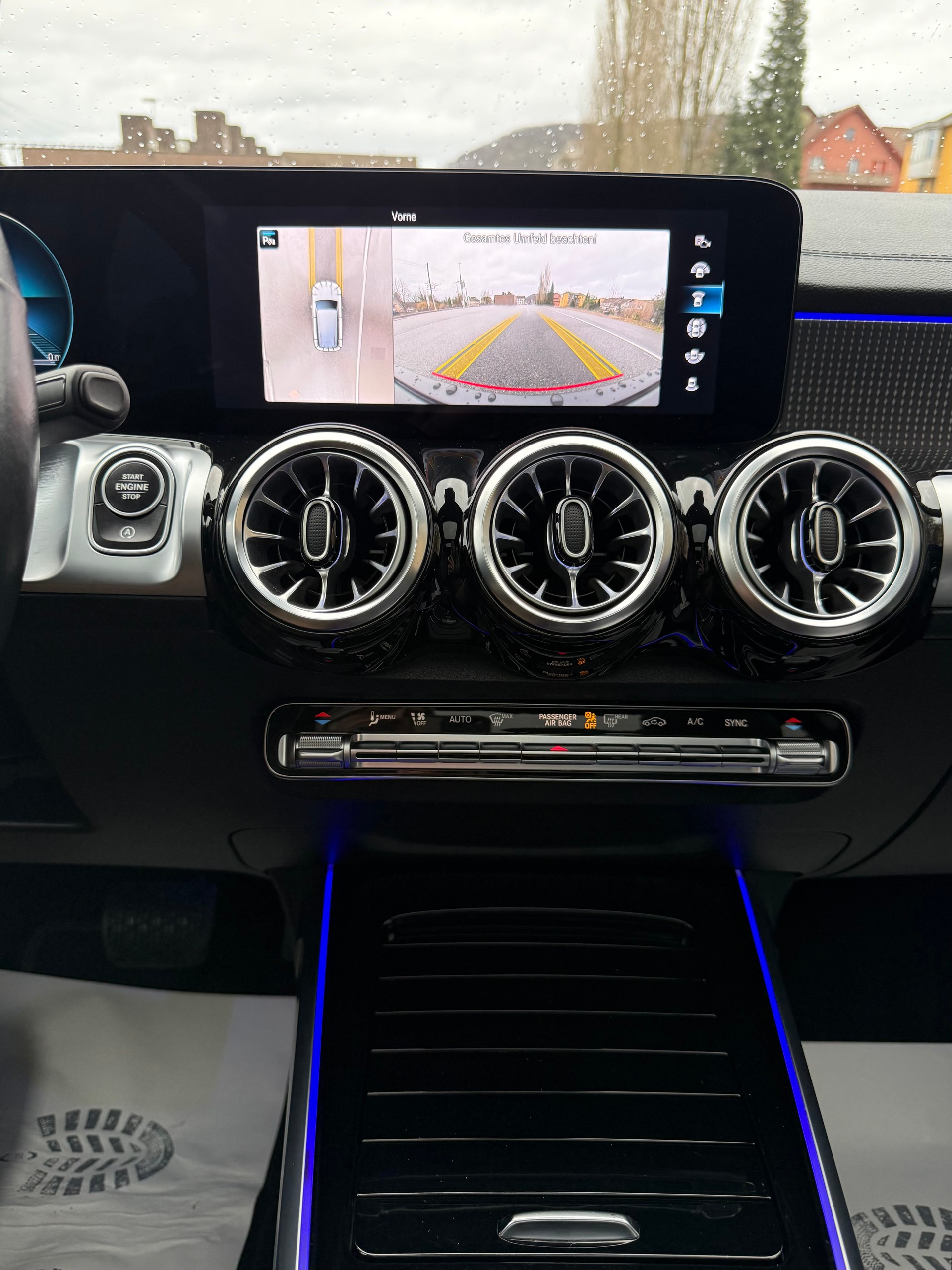 MERCEDES-BENZ GLB 250 Progressive 8G-Tronic-image-8