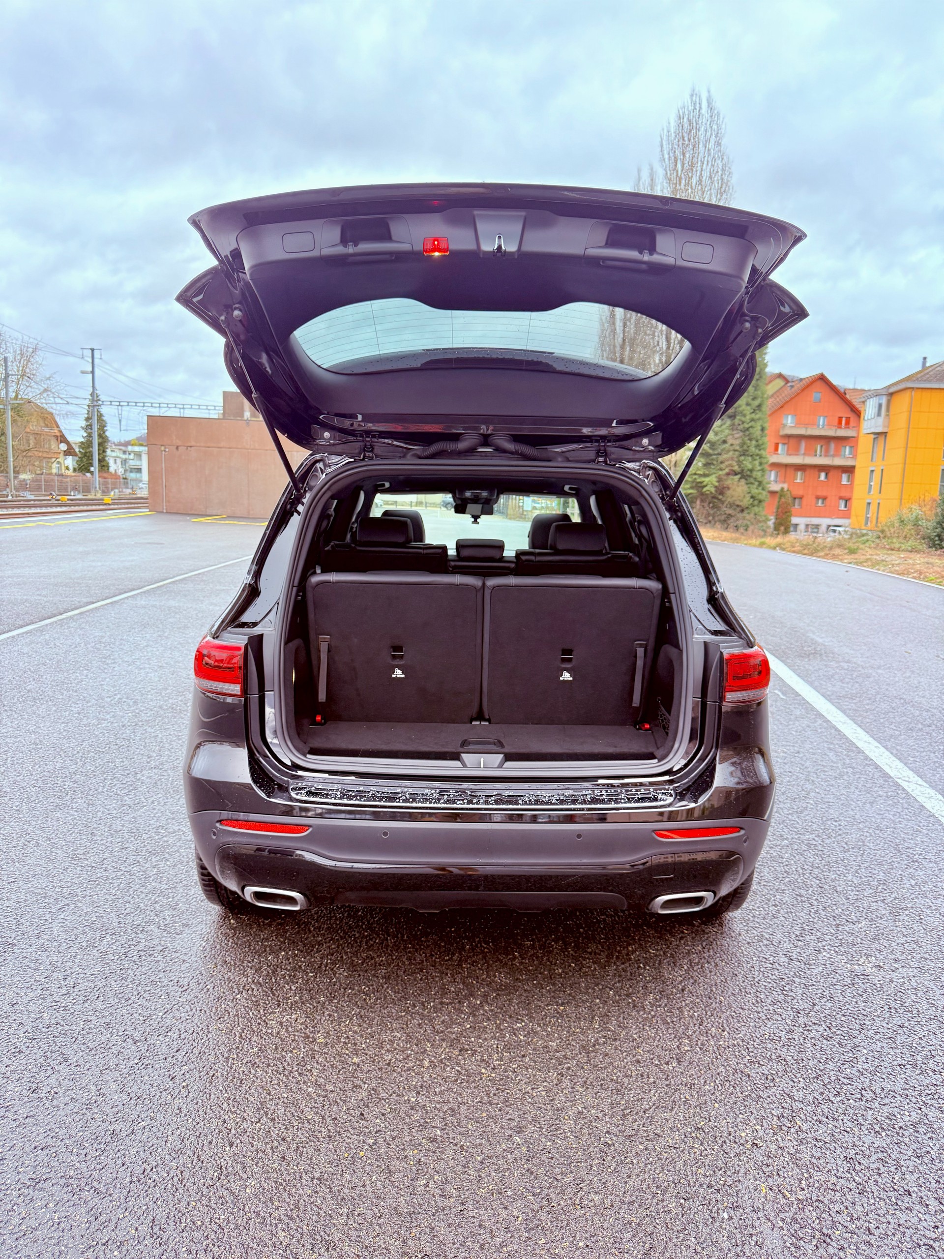 MERCEDES-BENZ GLB 250 Progressive 8G-Tronic-image-3