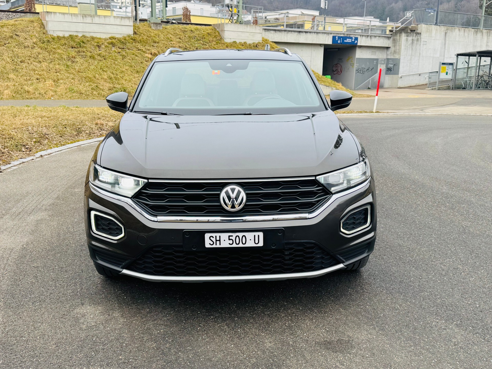 VW T-Roc 2.0 TSI Sport DSG 4Motion-image-2