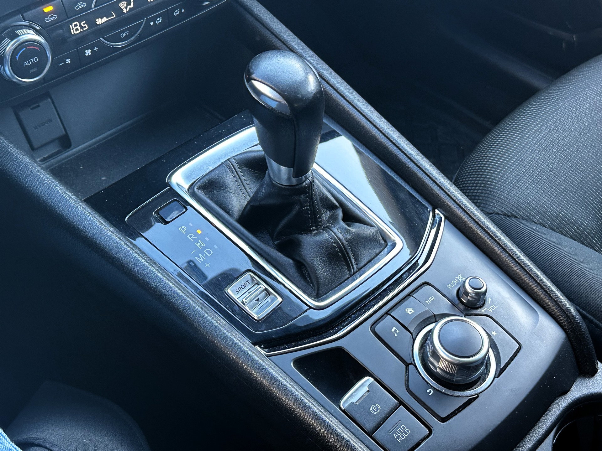 MAZDA CX-5 SKYACTIV-G 165 AWD * CROCHET *-image-8