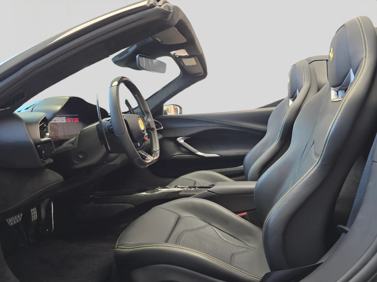 FERRARI 296 GTS-image-8