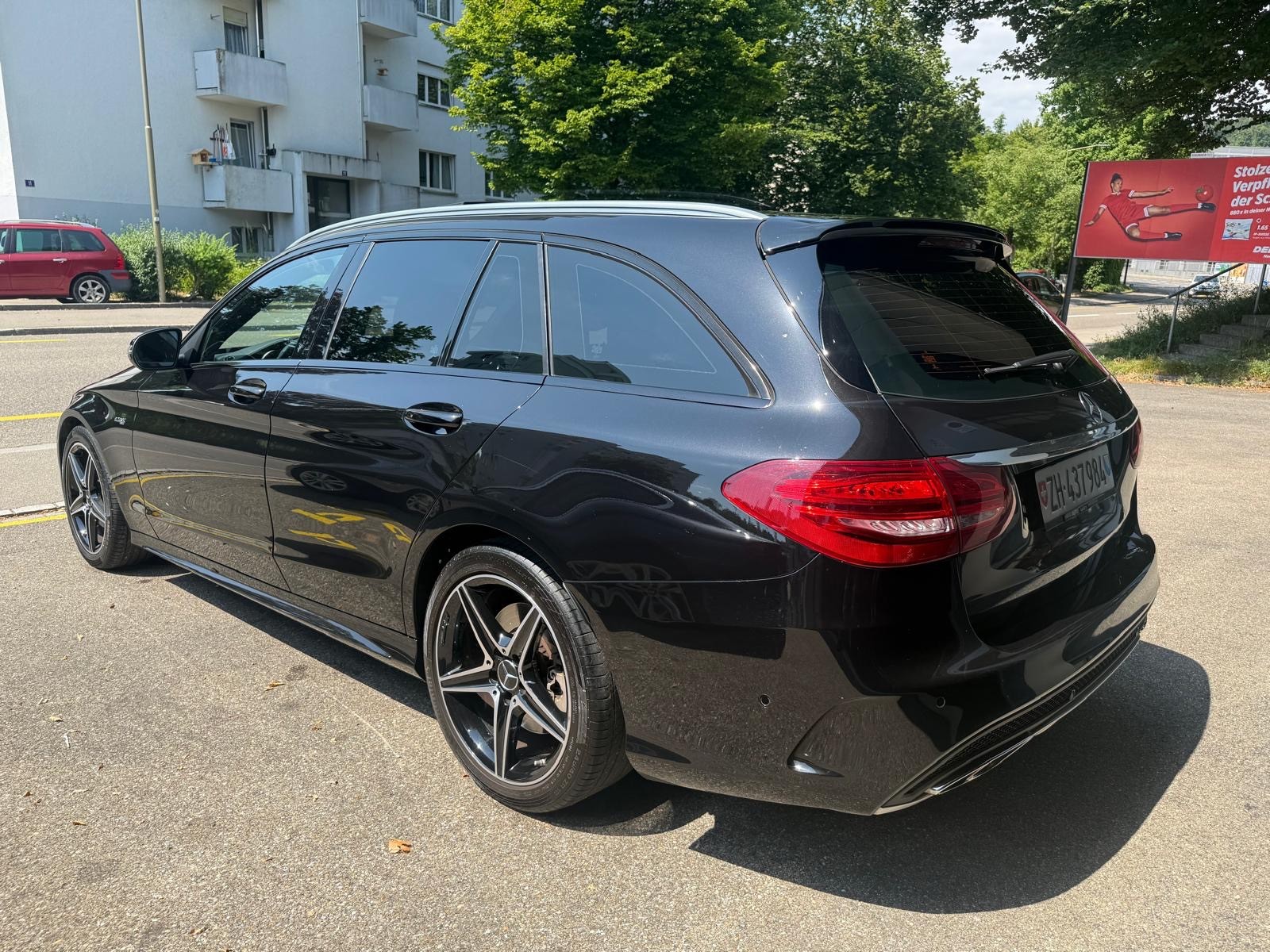 MERCEDES-BENZ C 43 AMG 4Matic 9G-Tronic-image-5