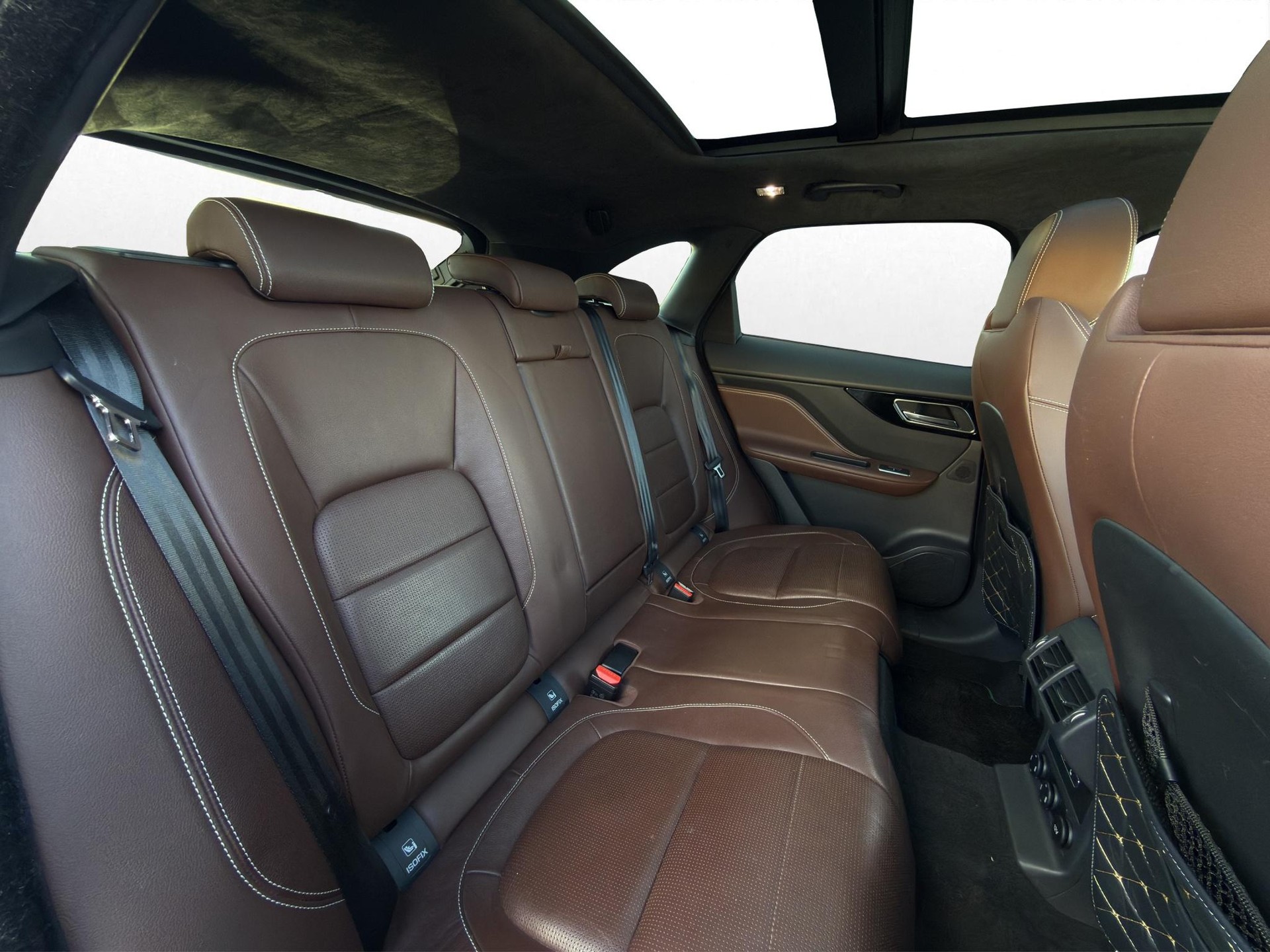 JAGUAR F-Pace 3.0 V6 S/C S AWD-image-30