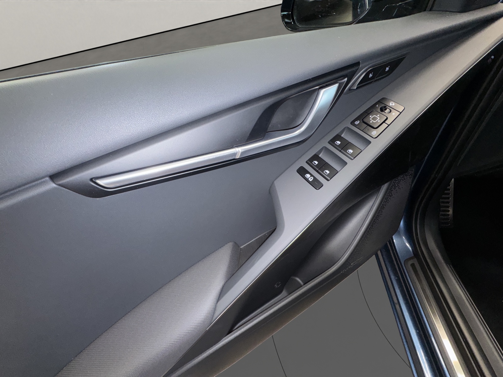 KIA Niro 1.6 GDi Hybrid Style-image-14