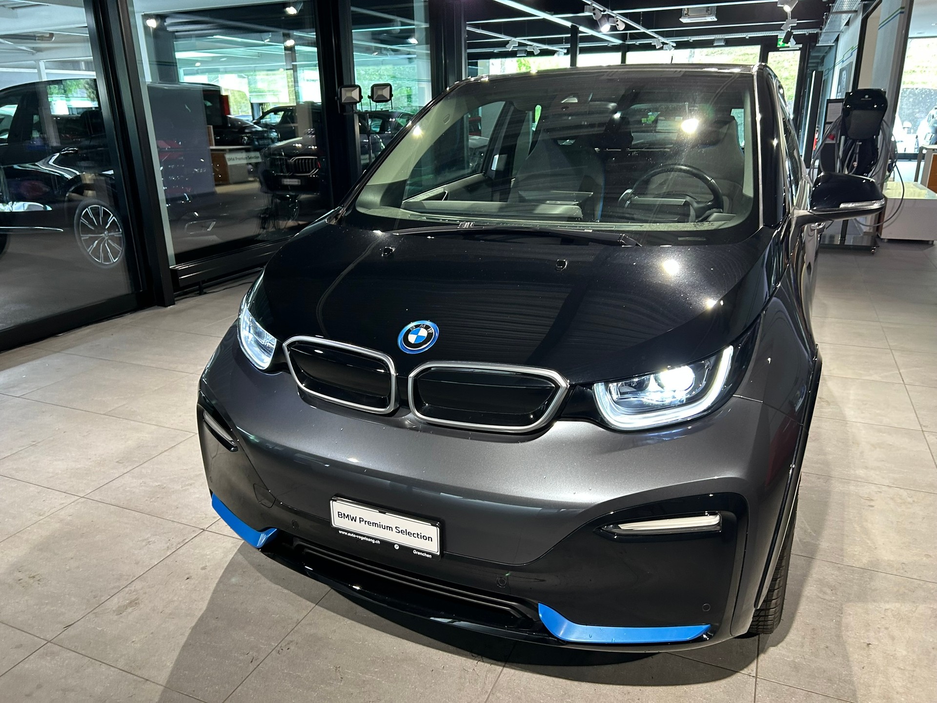 BMW i3s (120Ah)-image-8
