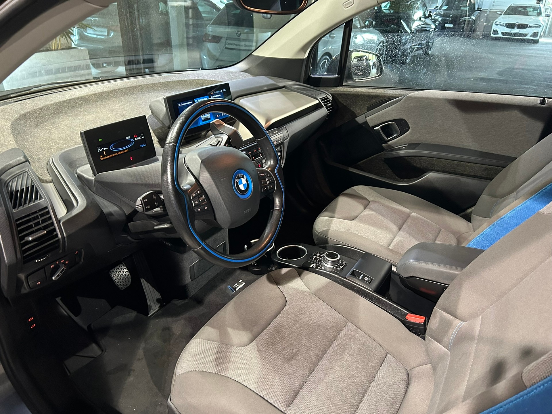 BMW i3s (120Ah)-image-24