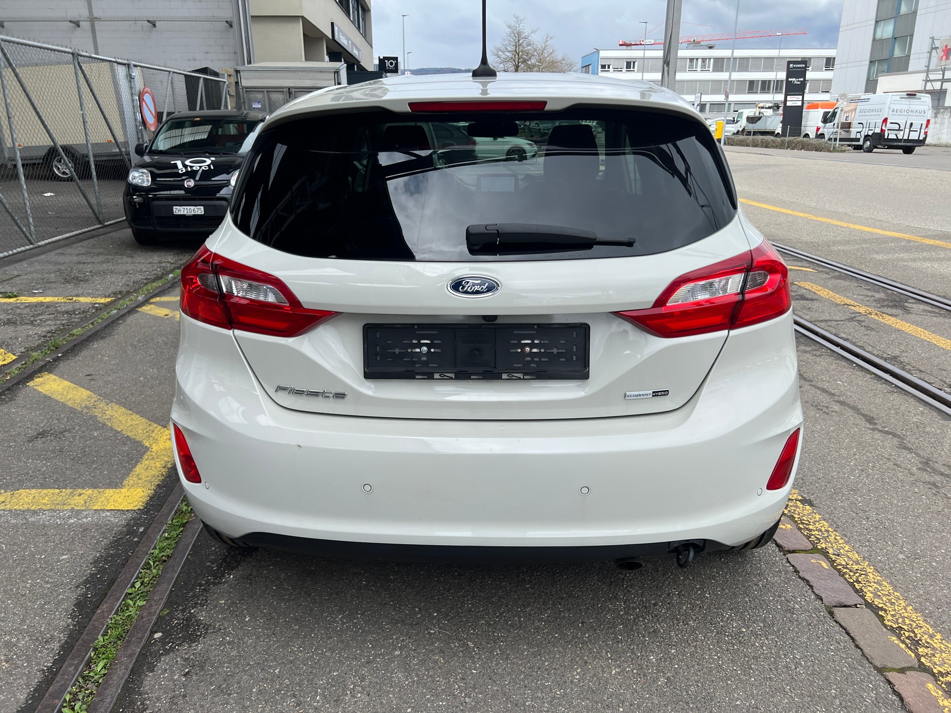 FORD Fiesta 1.0 SCTi MHEV ST-Line-showroom-element-3