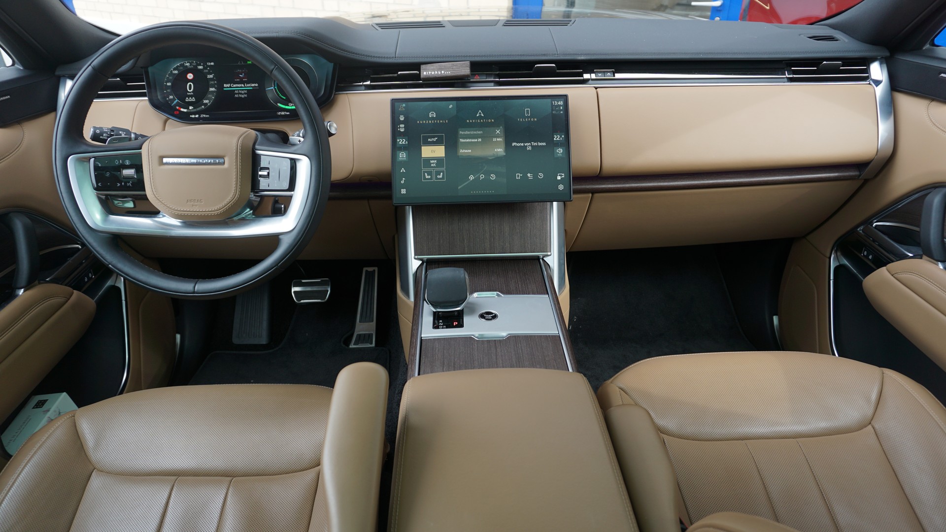 LAND ROVER Range Rover P460e Si6 PHEV Sutobiography Automatic-image-12