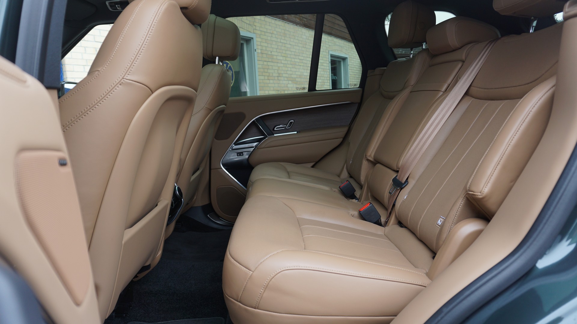 LAND ROVER Range Rover P460e Si6 PHEV Sutobiography Automatic-image-16
