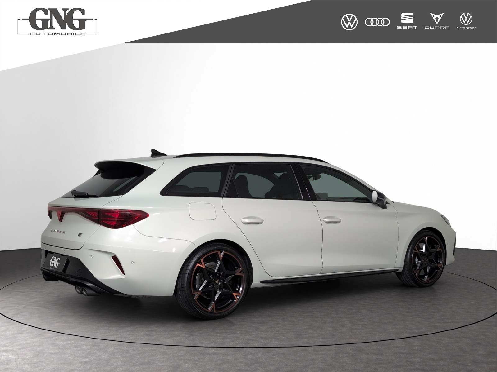 CUPRA LEON ST 2.0 TSI VZ DSG 4Drive-image-2