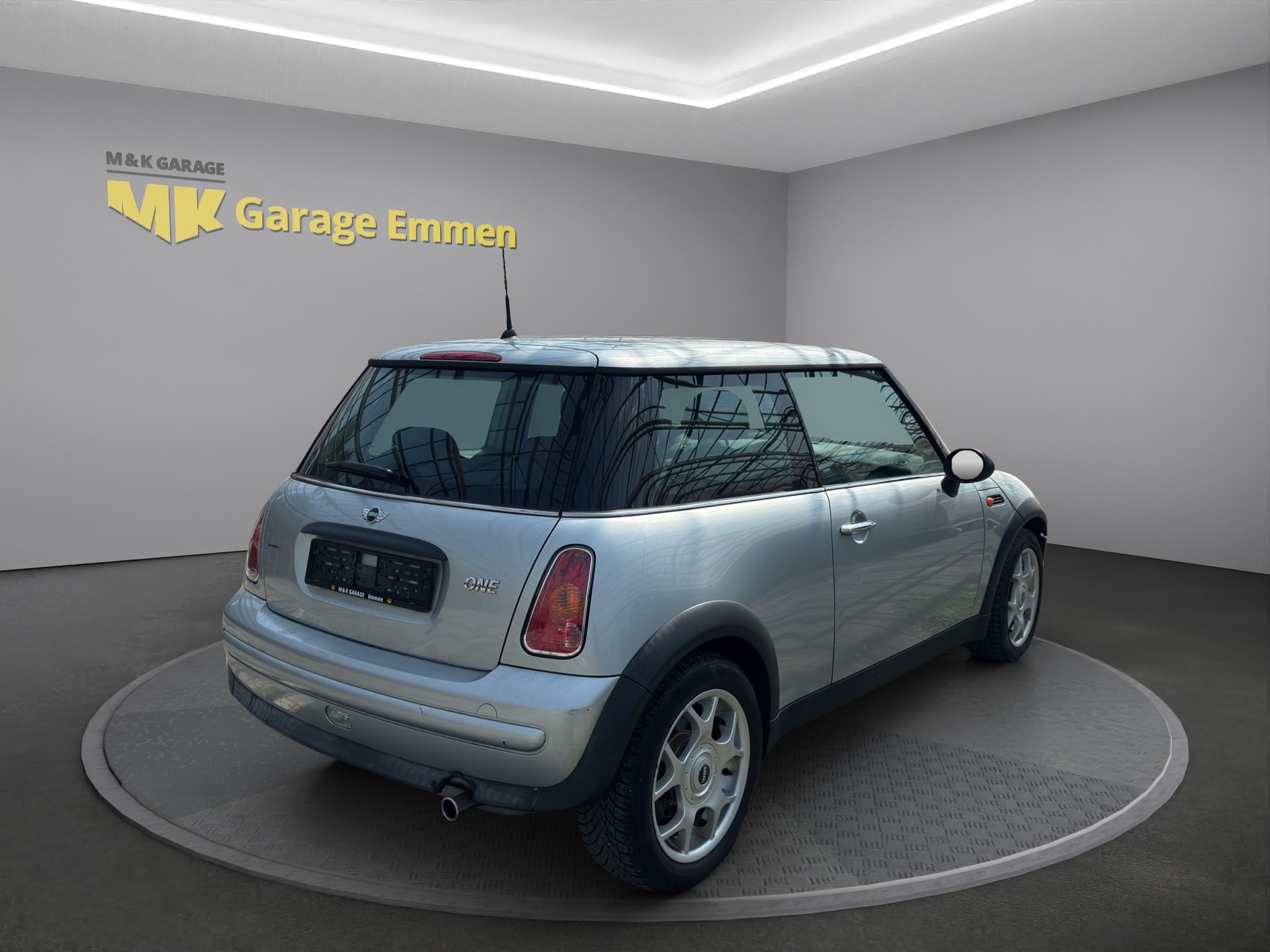 MINI One-image-4