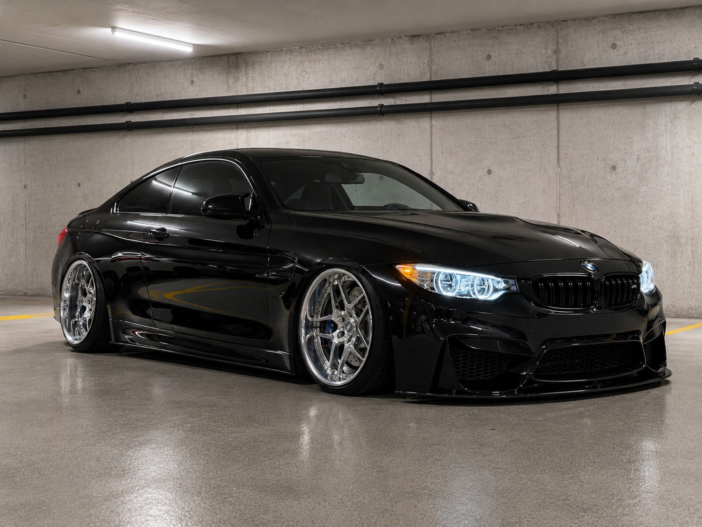 BMW BMW M4 Coupé Black Edition | CH Fahrzeug | Carbon Dach | Grail | Top Zustand | Liebhaber Fahrzeug-image-4