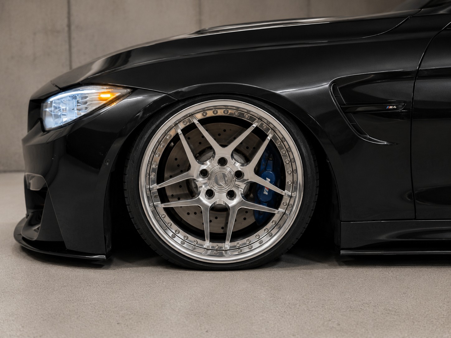 BMW BMW M4 Coupé Black Edition | CH Fahrzeug | Carbon Dach | Grail | Top Zustand | Liebhaber Fahrzeug-image-7