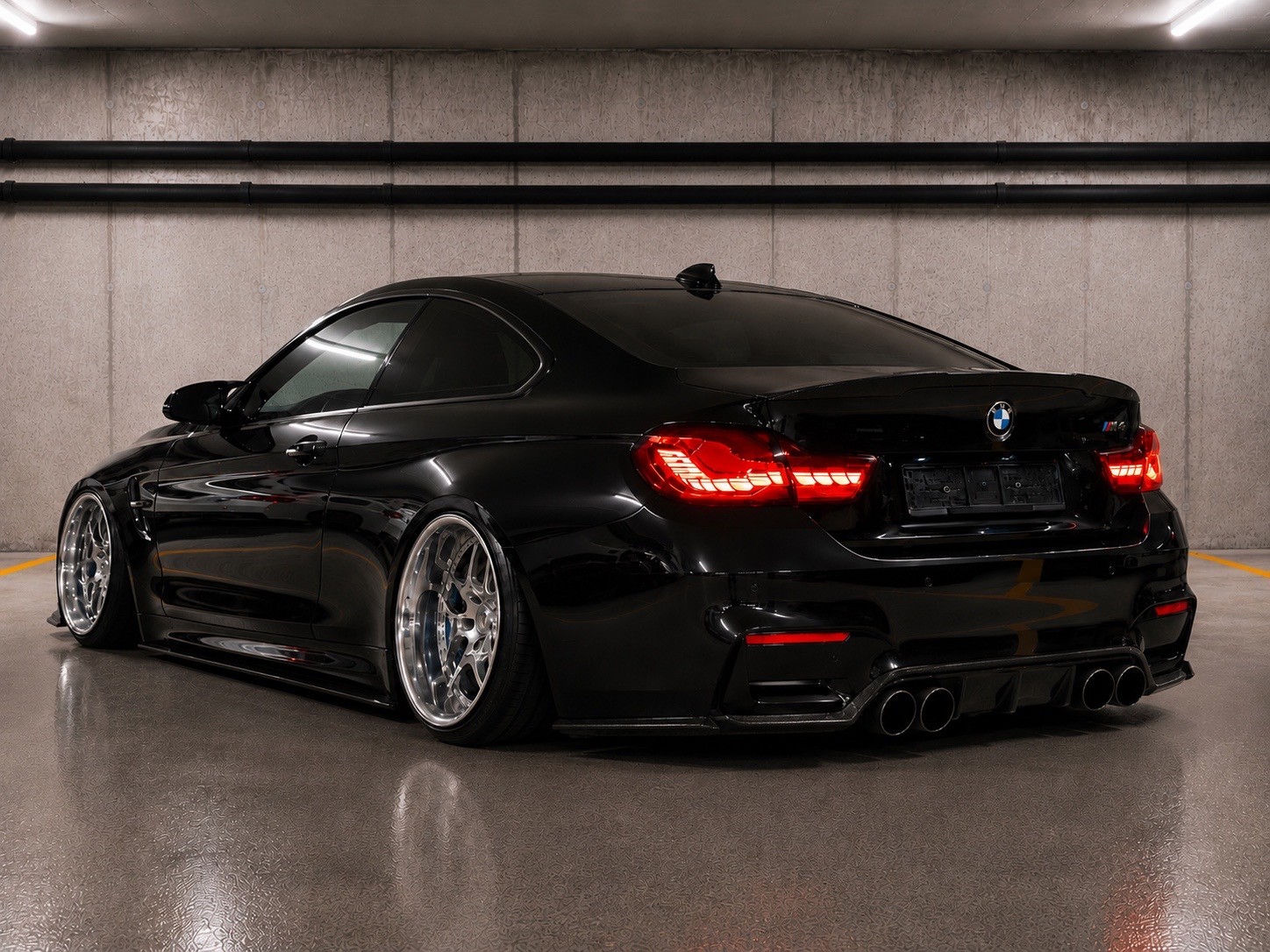 BMW BMW M4 Coupé Black Edition | CH Fahrzeug | Carbon Dach | Grail | Top Zustand | Liebhaber Fahrzeug-image-2