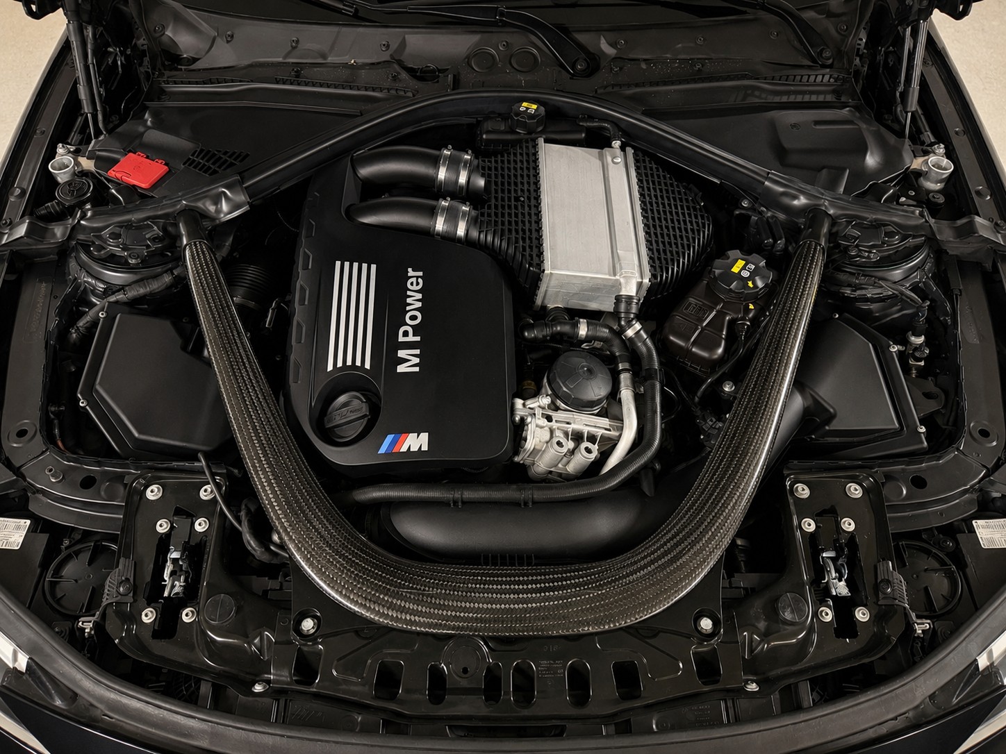 BMW BMW M4 Coupé Black Edition | CH Fahrzeug | Carbon Dach | Grail | Top Zustand | Liebhaber Fahrzeug-image-16