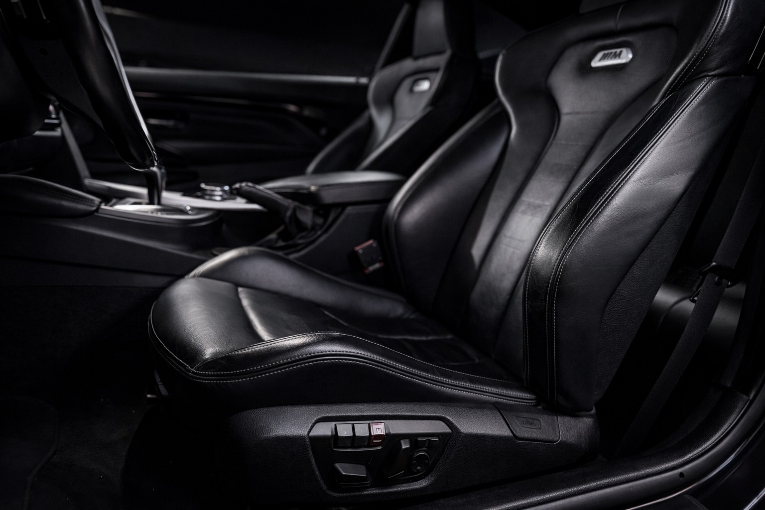 BMW BMW M4 Coupé Black Edition | CH Fahrzeug | Carbon Dach | Grail | Top Zustand | Liebhaber Fahrzeug-image-13