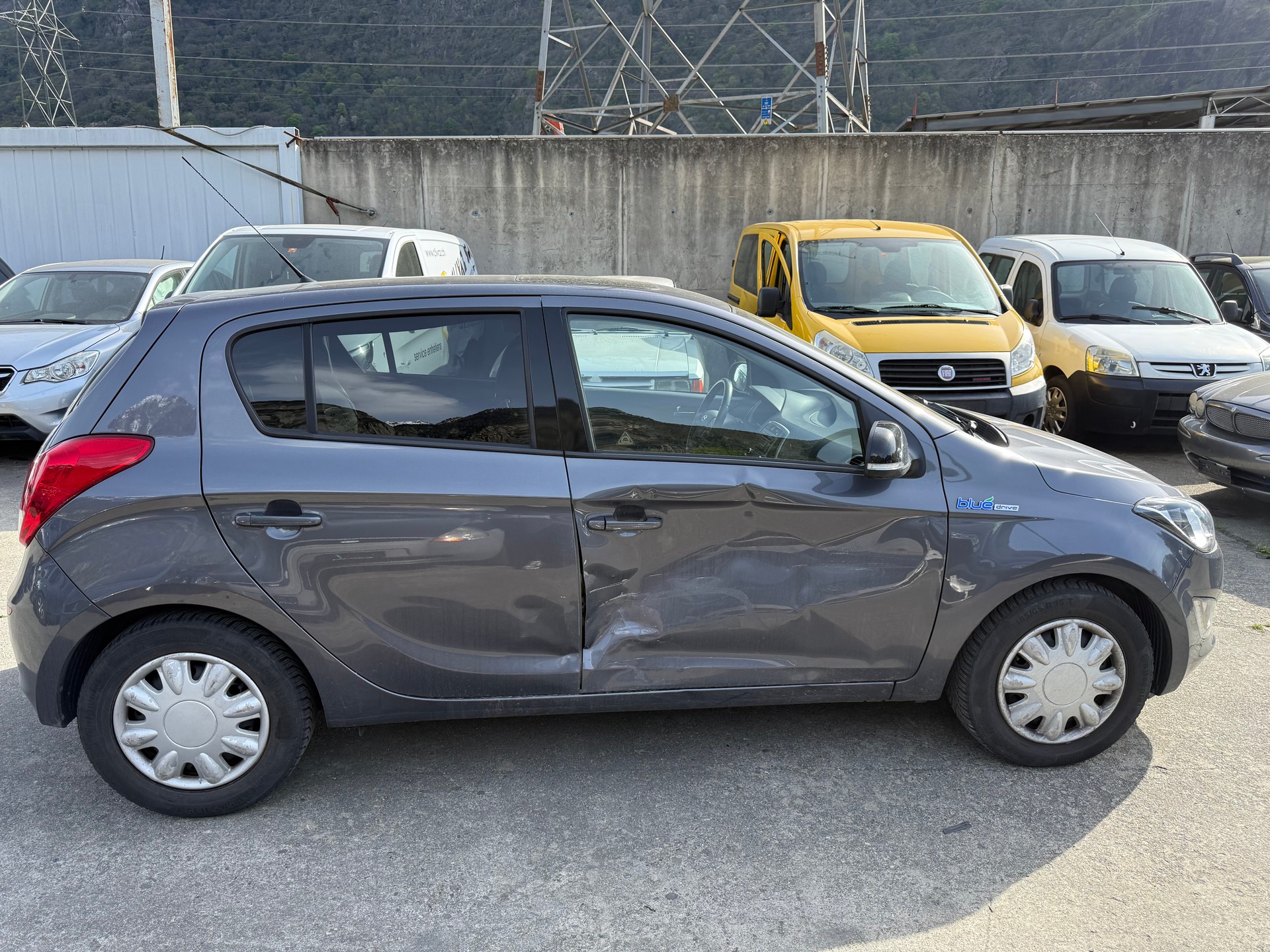 HYUNDAI i20 1.4 Style-image-3
