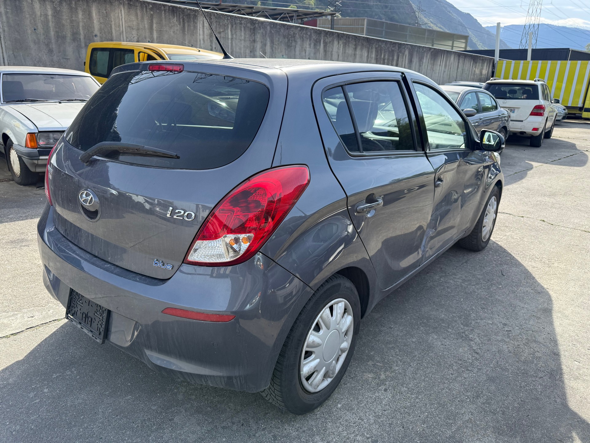 HYUNDAI i20 1.4 Style-image-4
