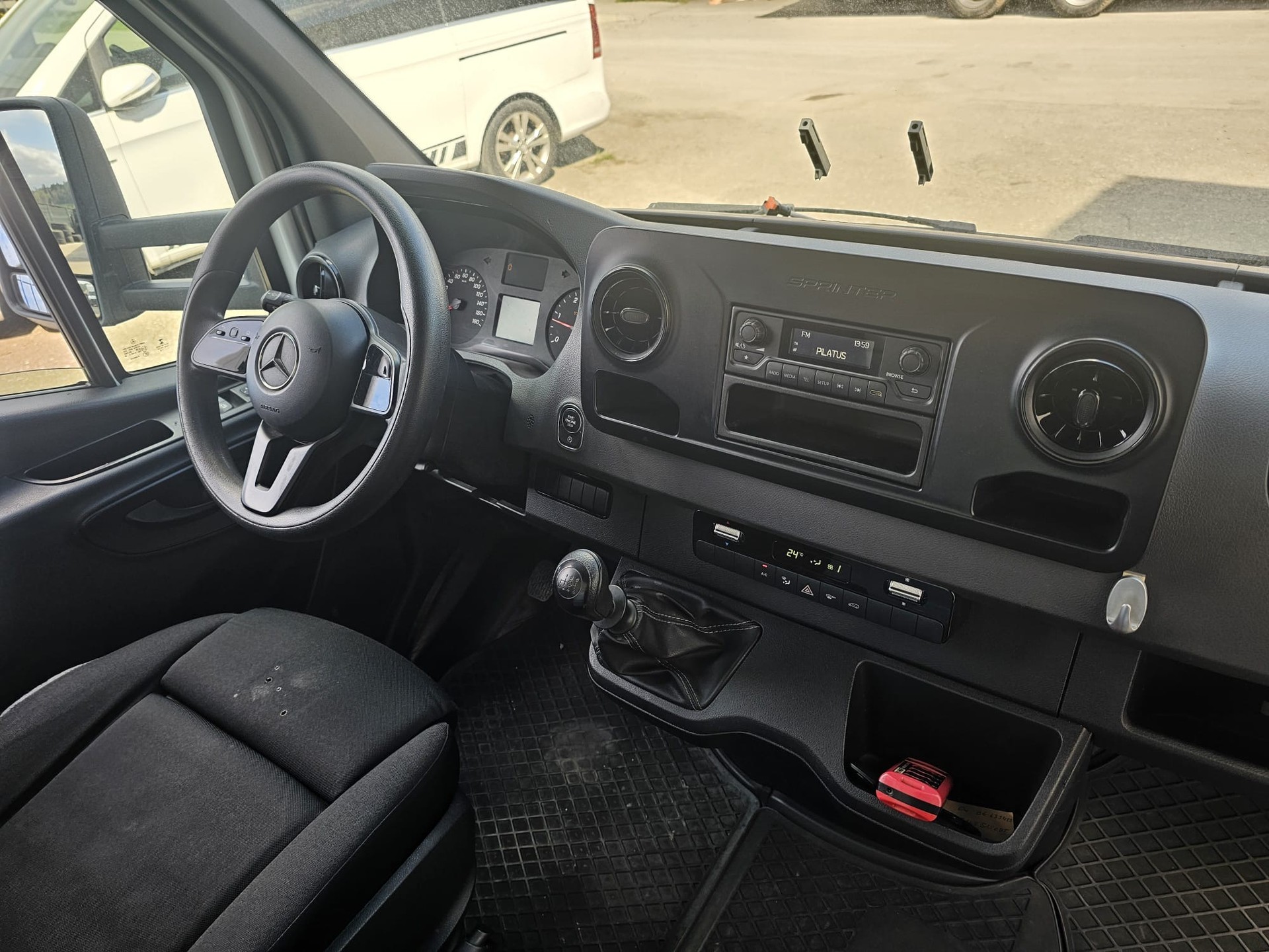 MERCEDES-BENZ Sprinter 516 CDI Lang-image-9