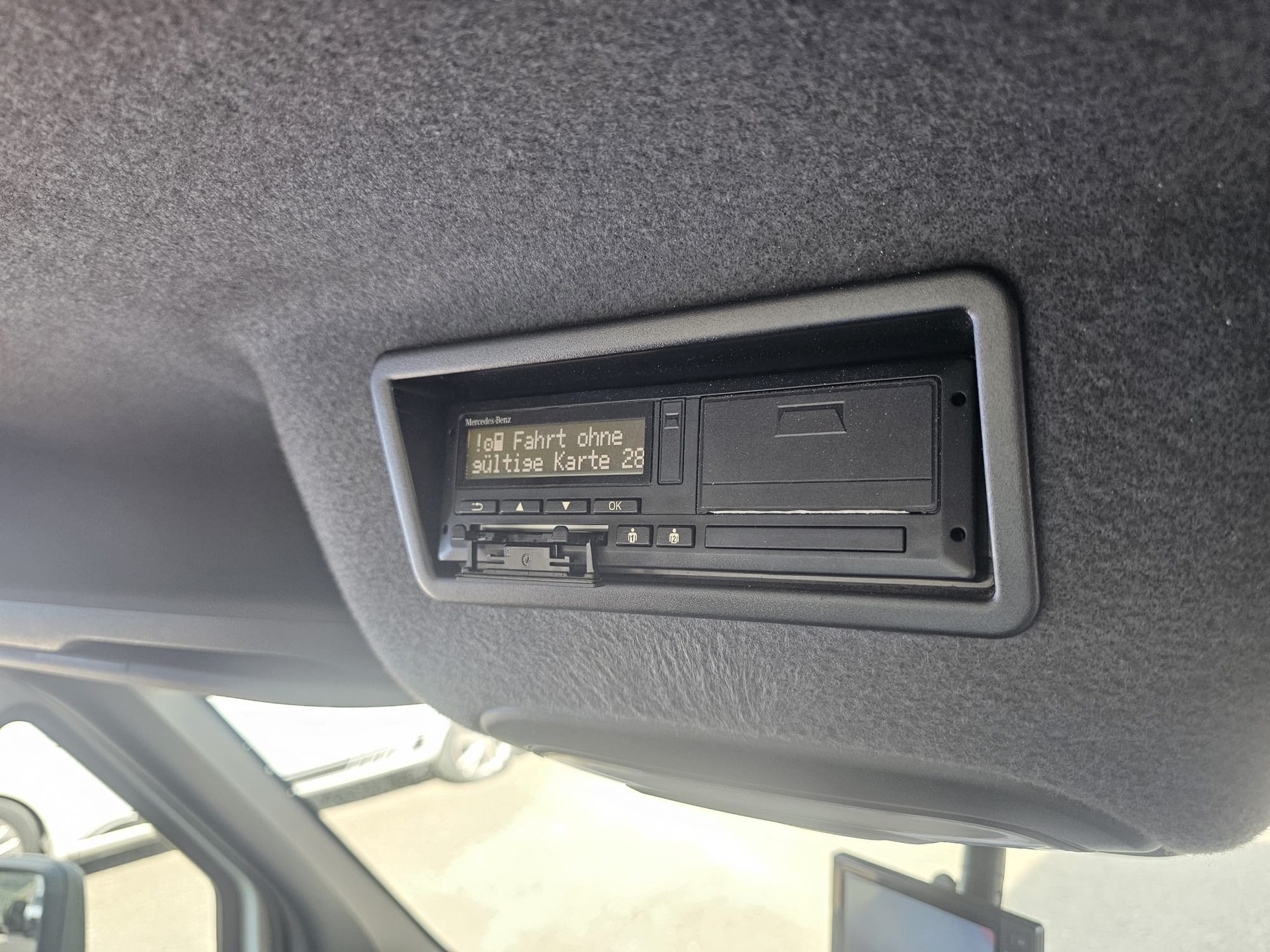 MERCEDES-BENZ Sprinter 516 CDI Lang-image-11