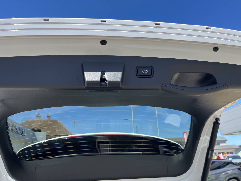 HYUNDAI Tucson 1.6 T-GDi PHEV N-Line LUX.pack 4WD-image-18