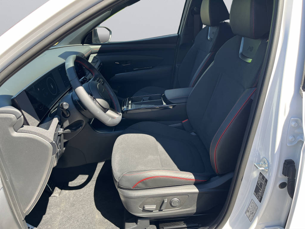 HYUNDAI Tucson 1.6 T-GDi PHEV N-Line LUX.pack 4WD-image-8