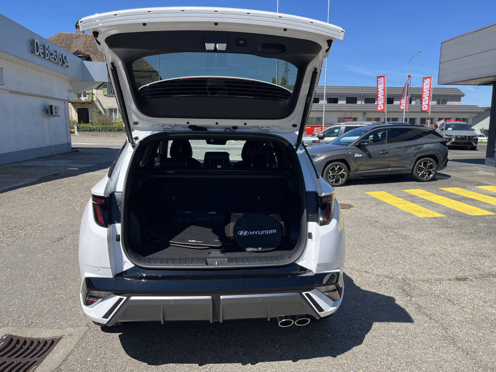 HYUNDAI Tucson 1.6 T-GDi PHEV N-Line LUX.pack 4WD-image-17