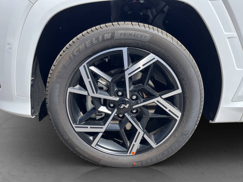 HYUNDAI Tucson 1.6 T-GDi PHEV N-Line LUX.pack 4WD-image-16