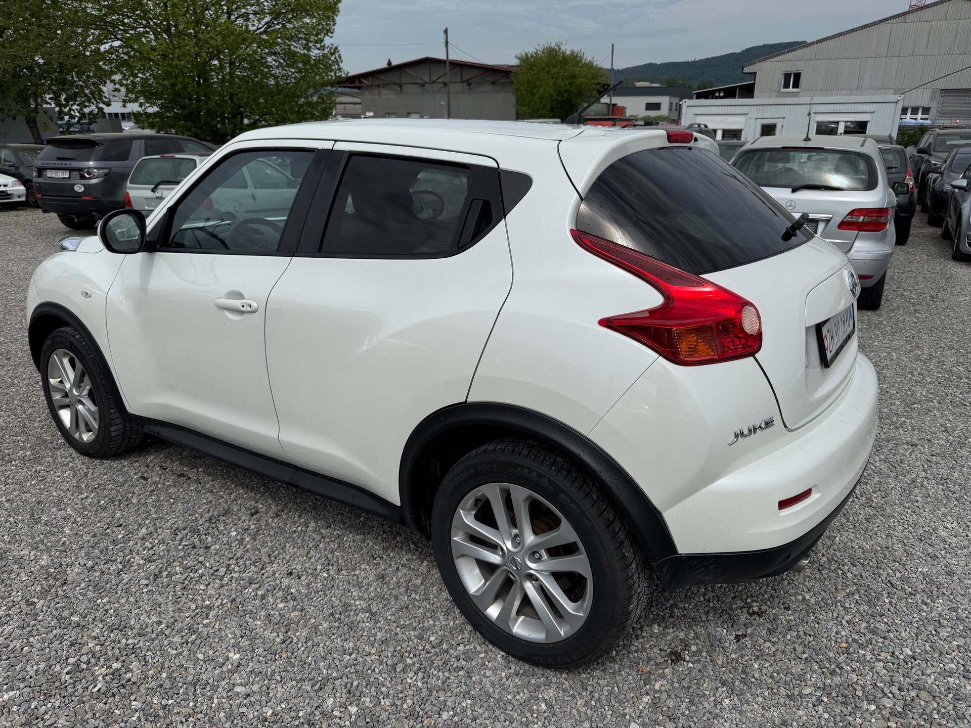 NISSAN Juke 1.6 tekna Xtronic CVT-image-2
