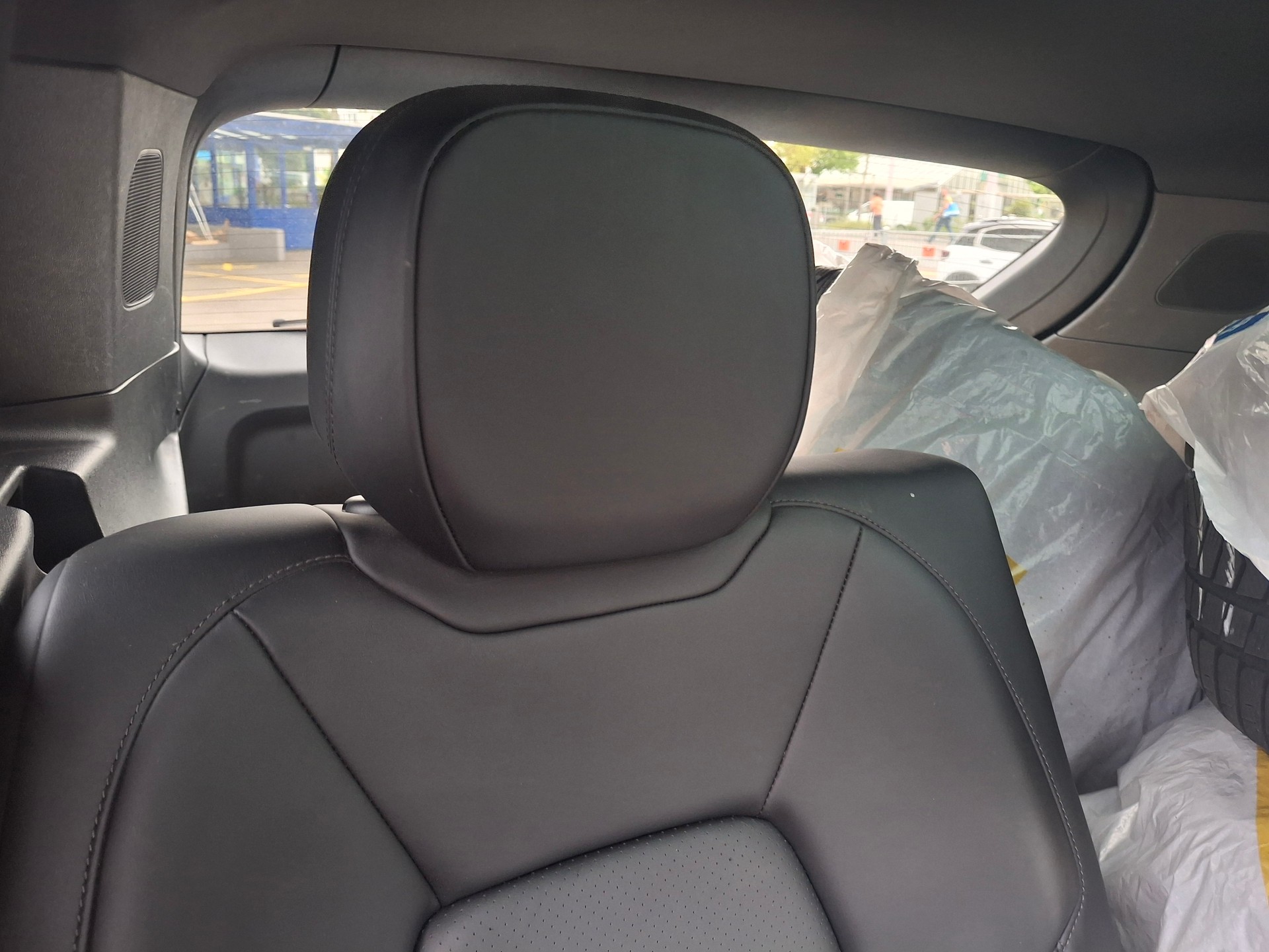 PORSCHE Cayenne-image-24