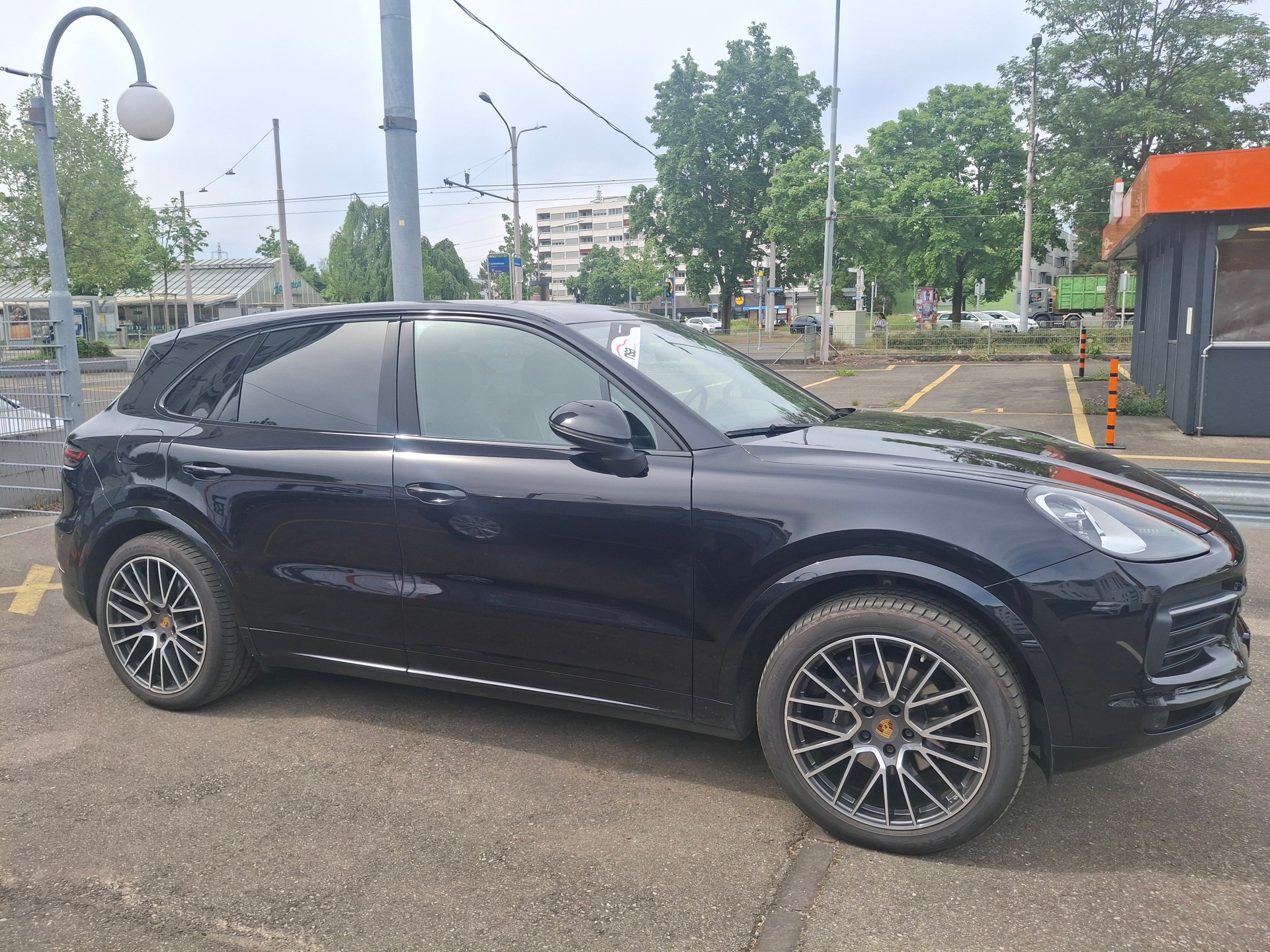 PORSCHE Cayenne-image-10