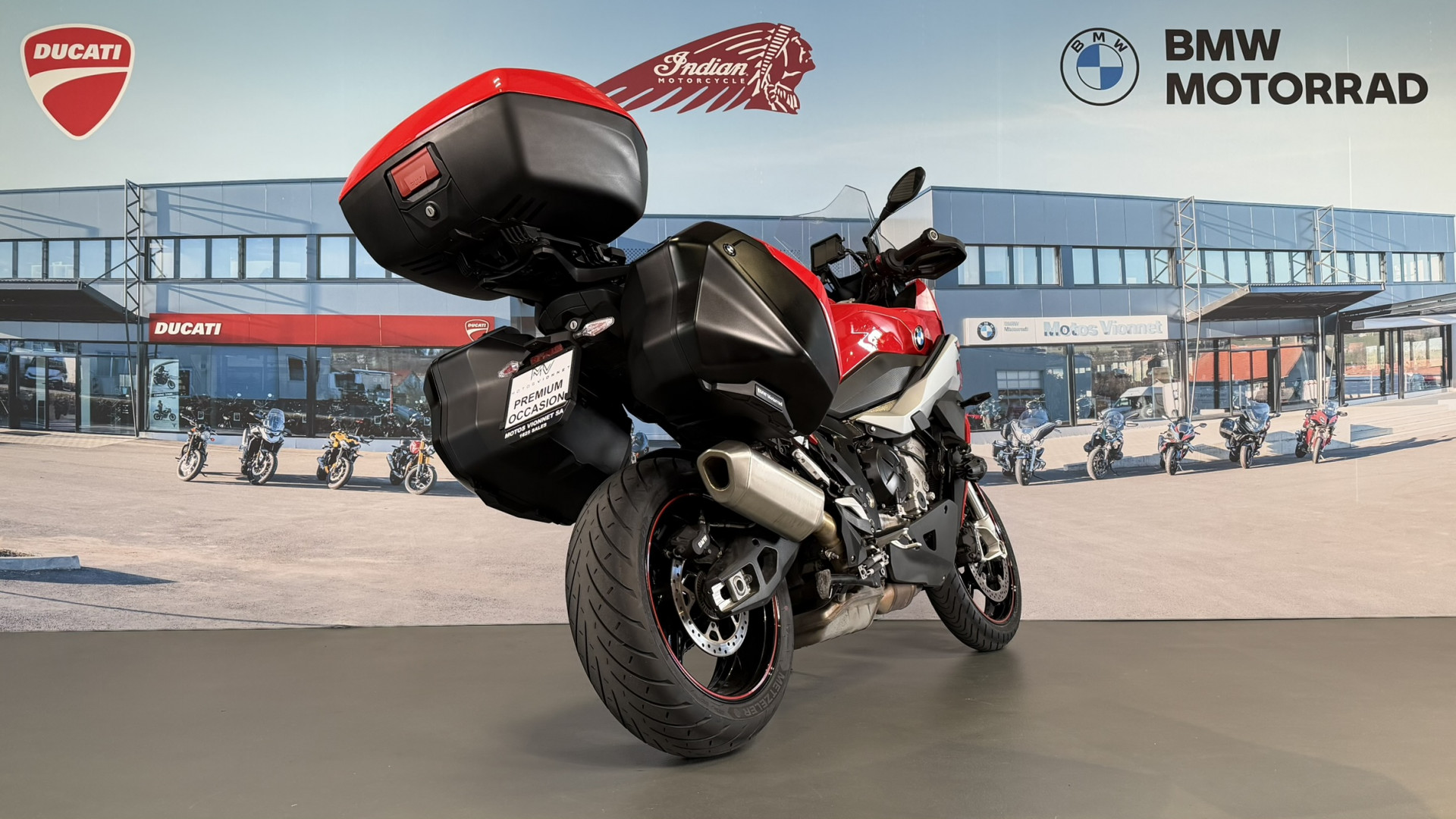 BMW S 1000 XR avec topcase et valises-image-4