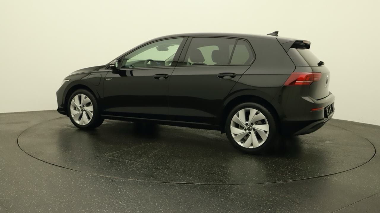 VW Golf VIII 1.5 TSI PHEV Limited-image-2