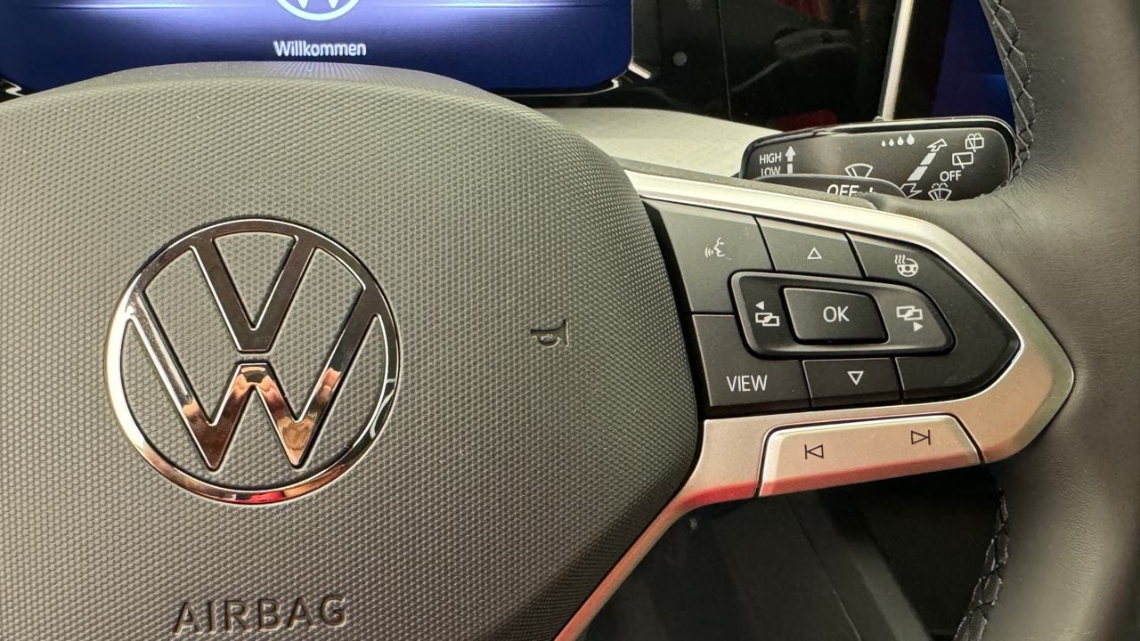 VW Golf VIII 1.5 TSI PHEV Limited-image-9