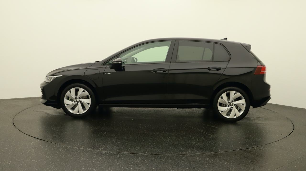 VW Golf VIII 1.5 TSI PHEV Limited-image-1