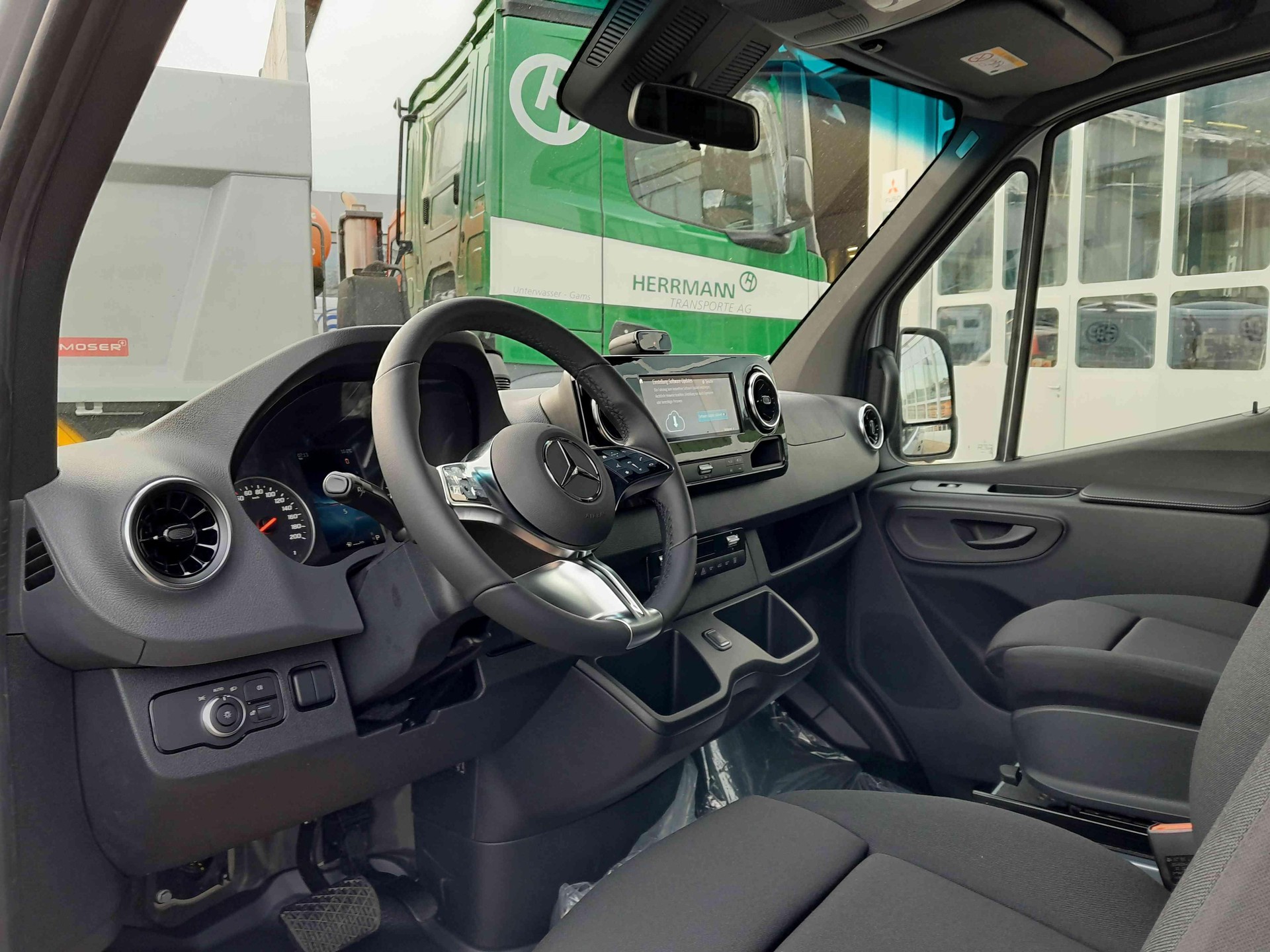 MERCEDES-BENZ Sprinter 519 CDI PRO KA eL 4x2-image-7
