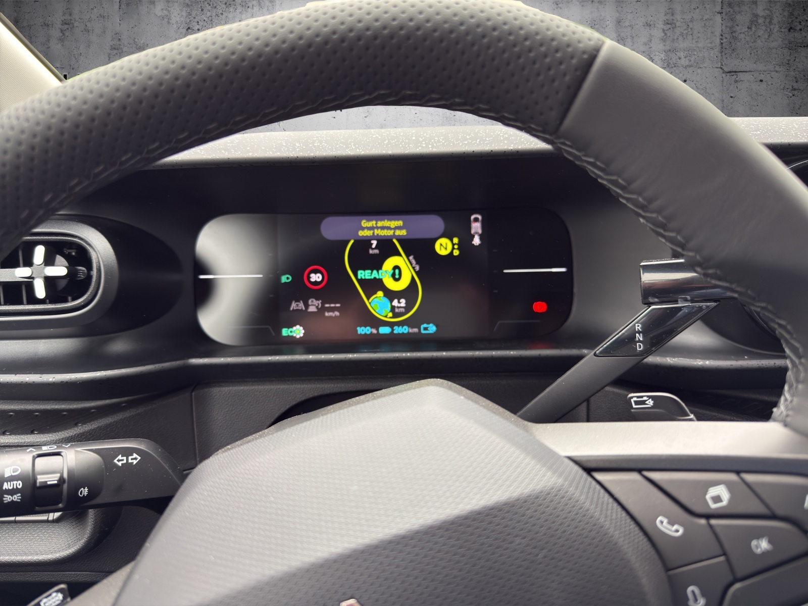 RENAULT Twingo E-Tech 27kWh Techno-image-10