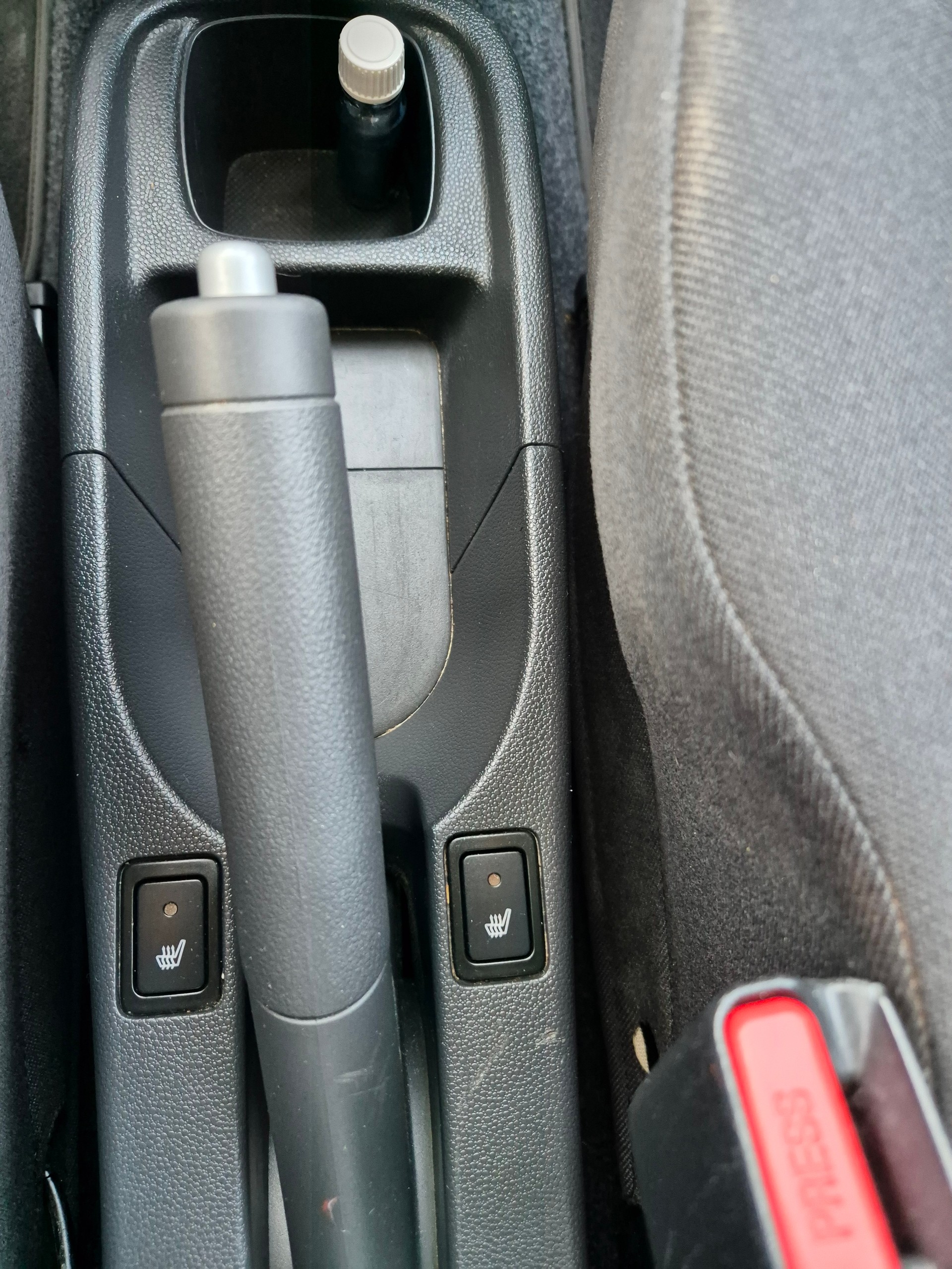 SUZUKI Splash 1.2i 16V GL Automatic-image-14