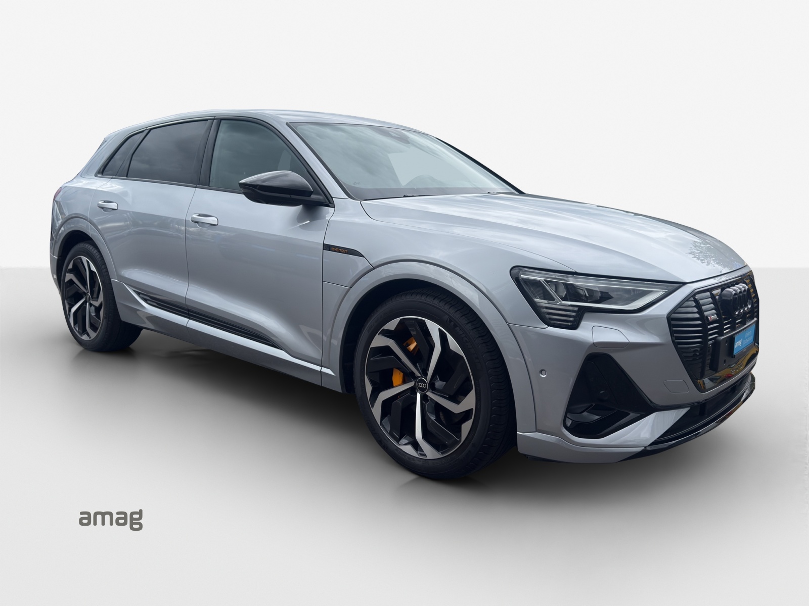 AUDI e-tron 55 S Line Black Edition quattro-image-6