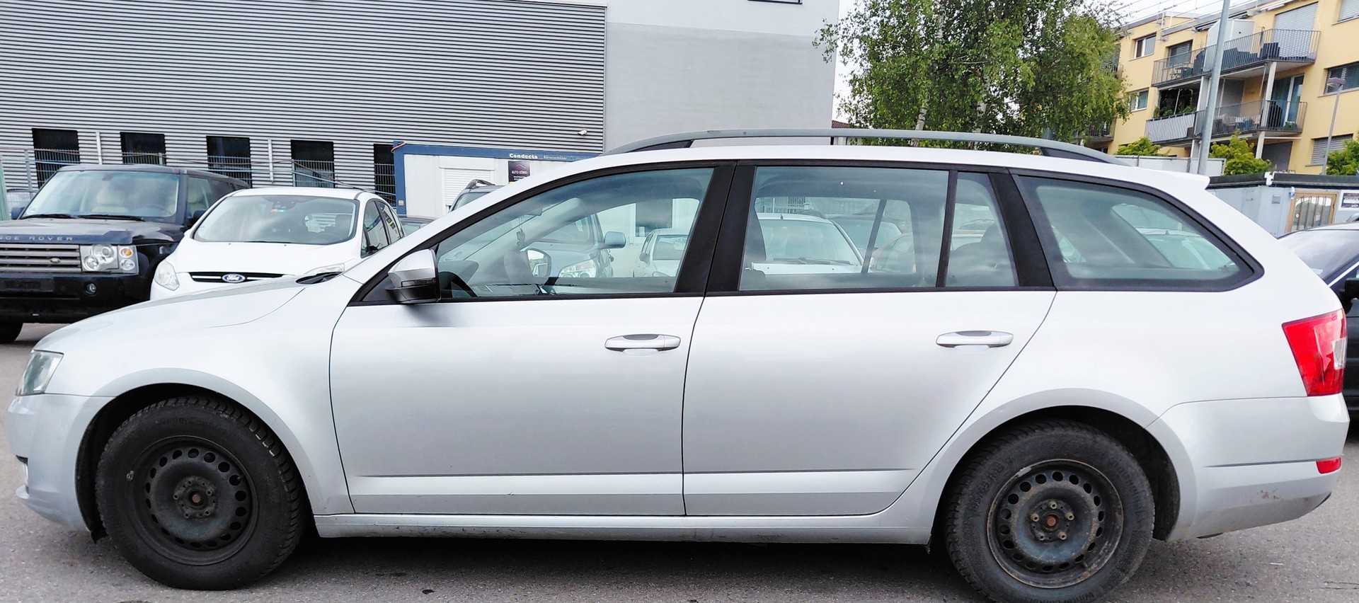 SKODA Octavia Combi 1.6 TDI Elegance 4x4-image-4