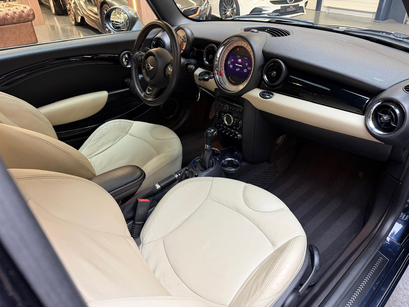 MINI R56 1.6i Cooper S-image-14
