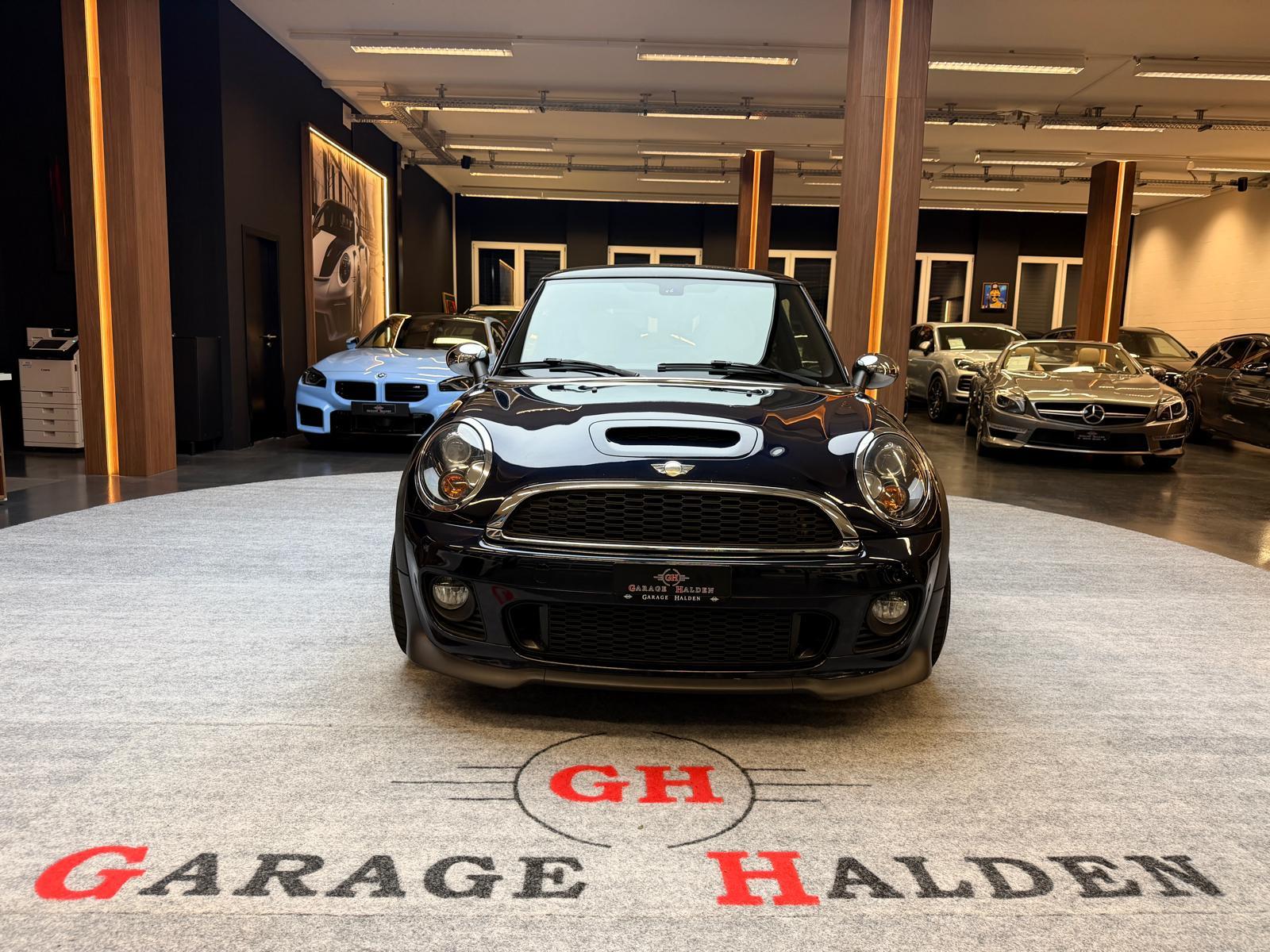 MINI R56 1.6i Cooper S-image-1