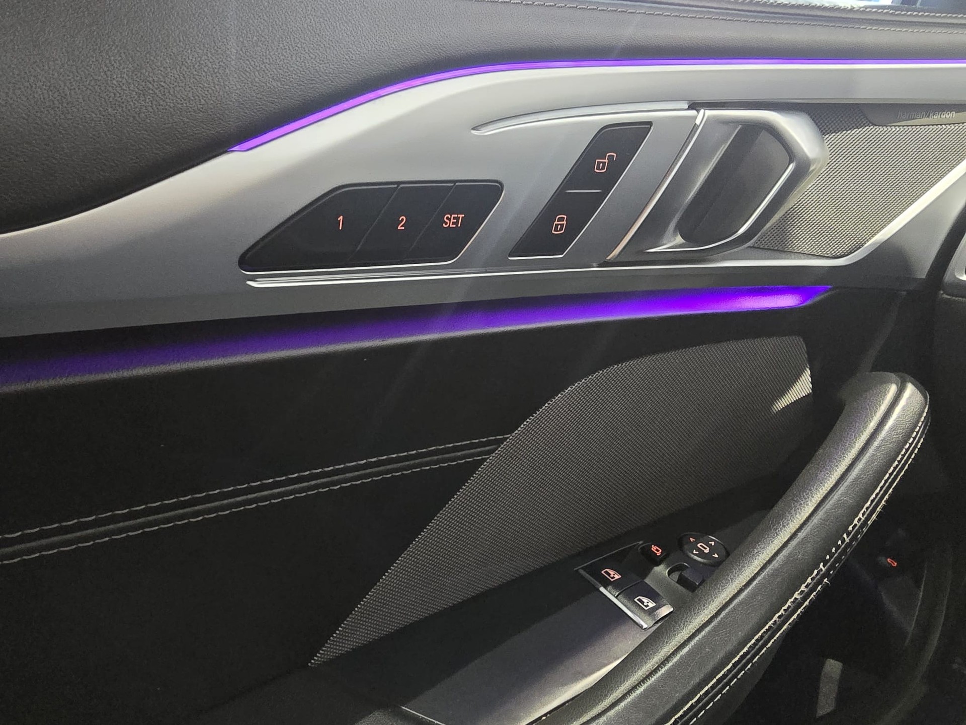 BMW M850i xDrive Steptronic-image-21