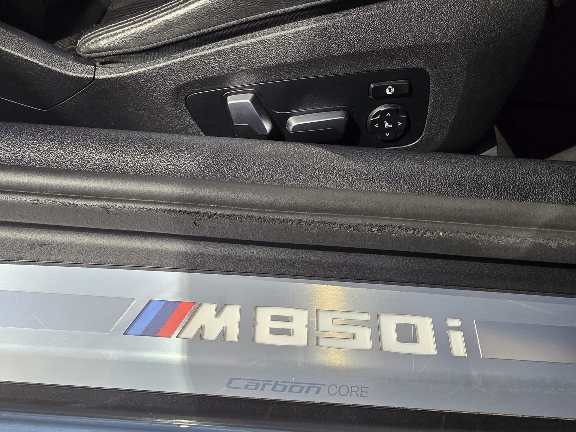 BMW M850i xDrive Steptronic-image-12