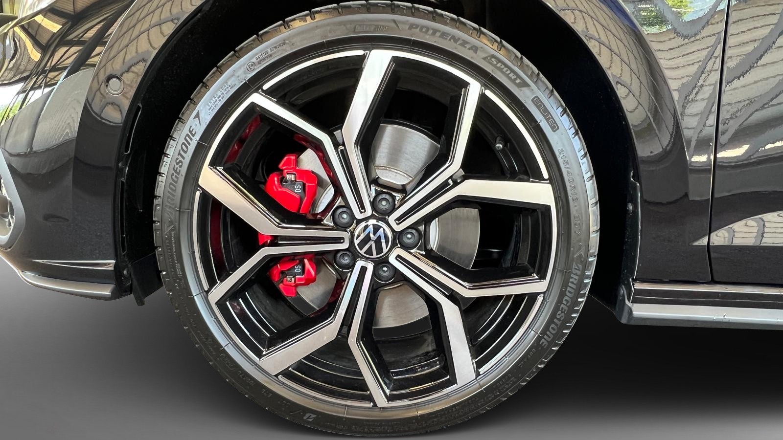 VW Polo GTI 2.0 TSI 207PS DSG-image-3