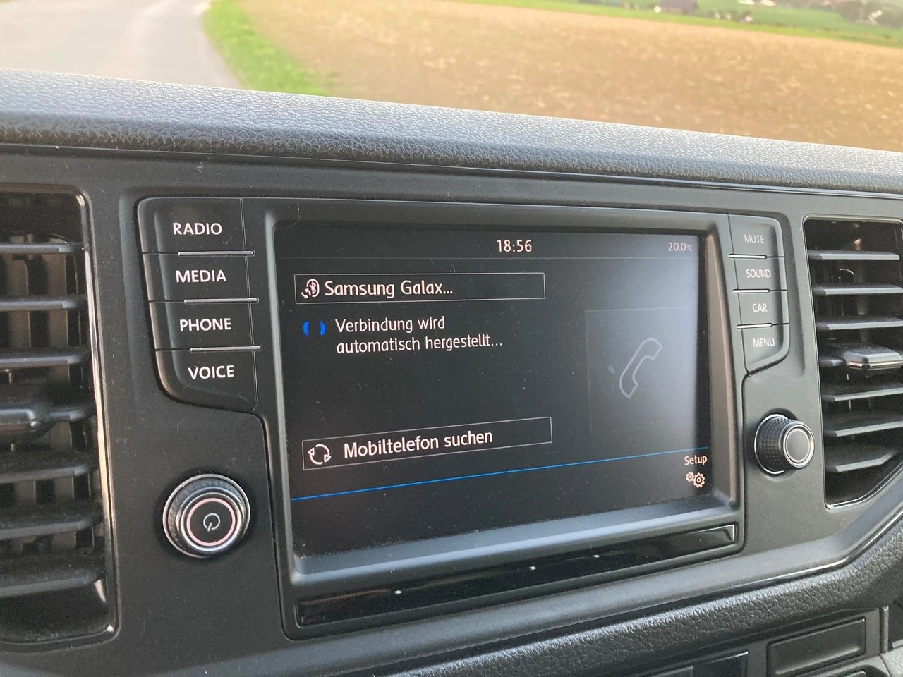 VW Crafter 35 2.0 TDI L3 A mit Hebebühne-image-9