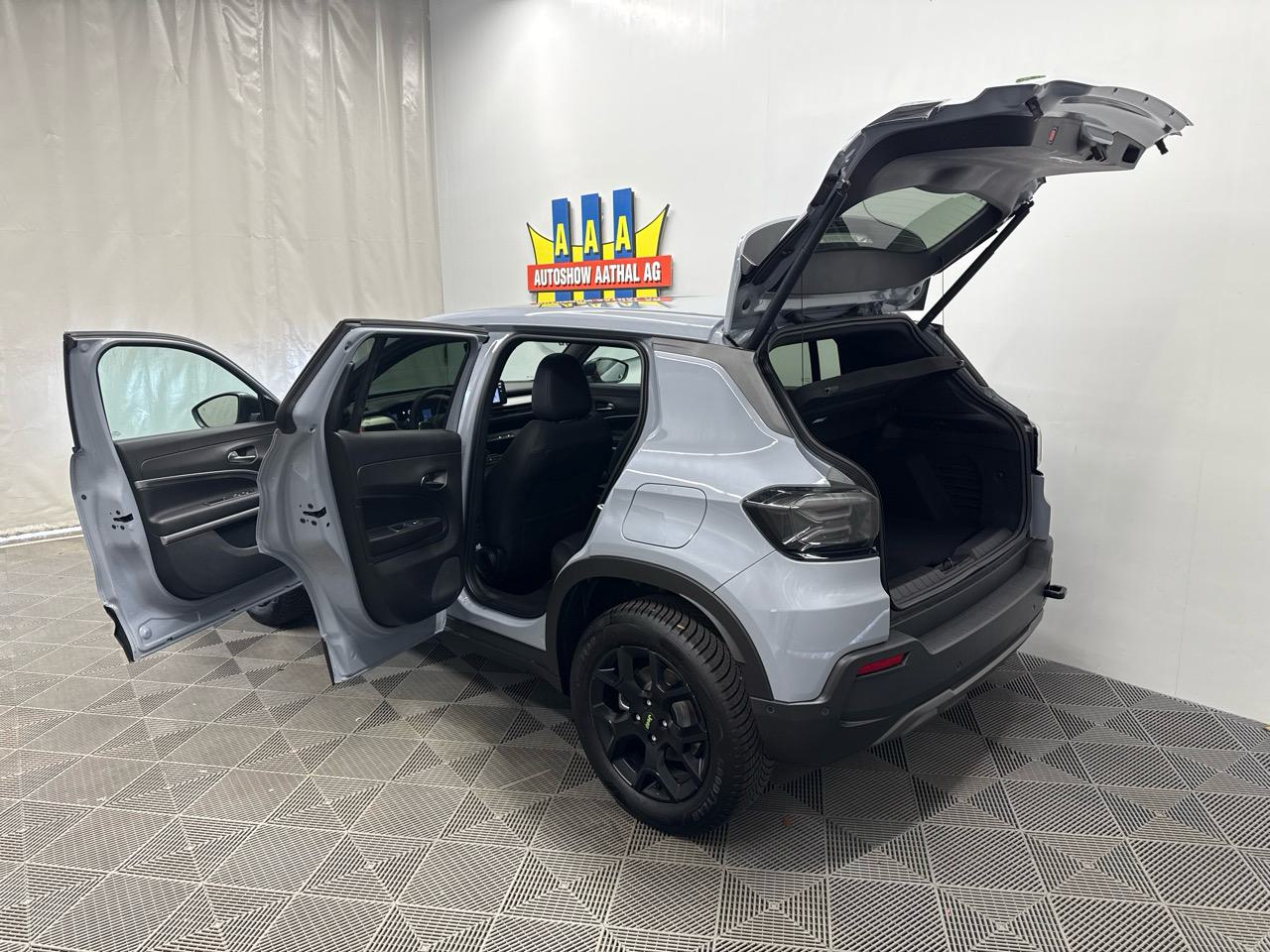 JEEP Avenger 1.2 Turbo MHEV Overland Sky 4xe-image-12