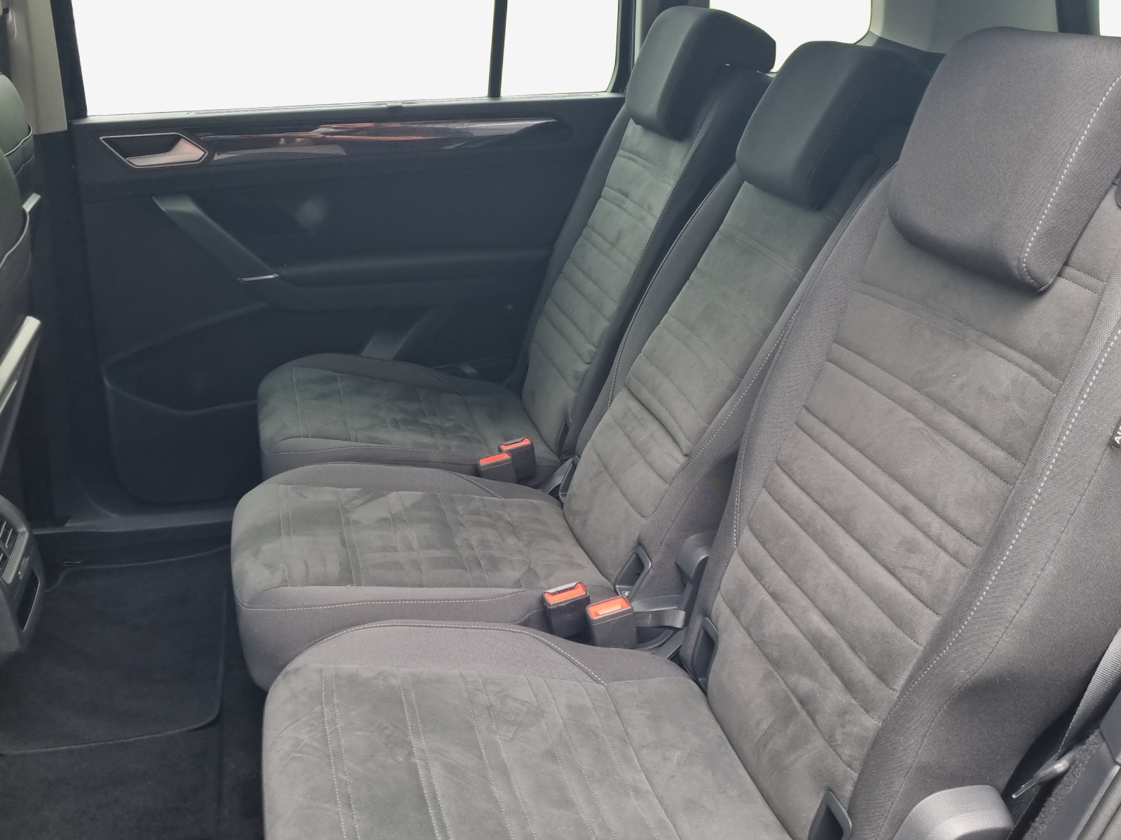 VW Touran 1.5 TSI EVO Highline DSG-image-11